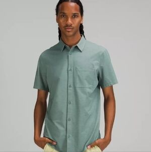 Lululemon Commission Short Sleeve Shirt Oxford